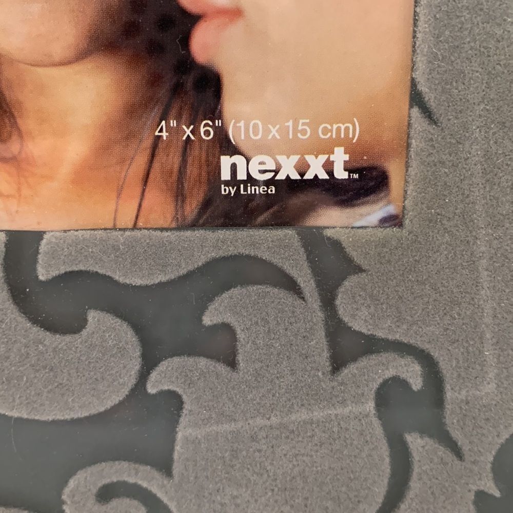 📷 Nexxt Picture Frame - Picture 2 of 6